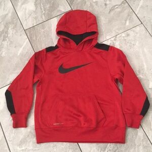 NIKE Therma-Fit Boys Red Pullover Hoodie | M